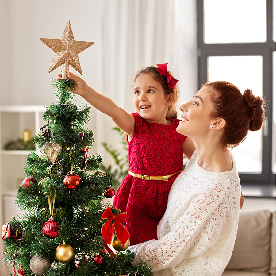 Best Christmas Tree Topper • Reviews & Buying Guide