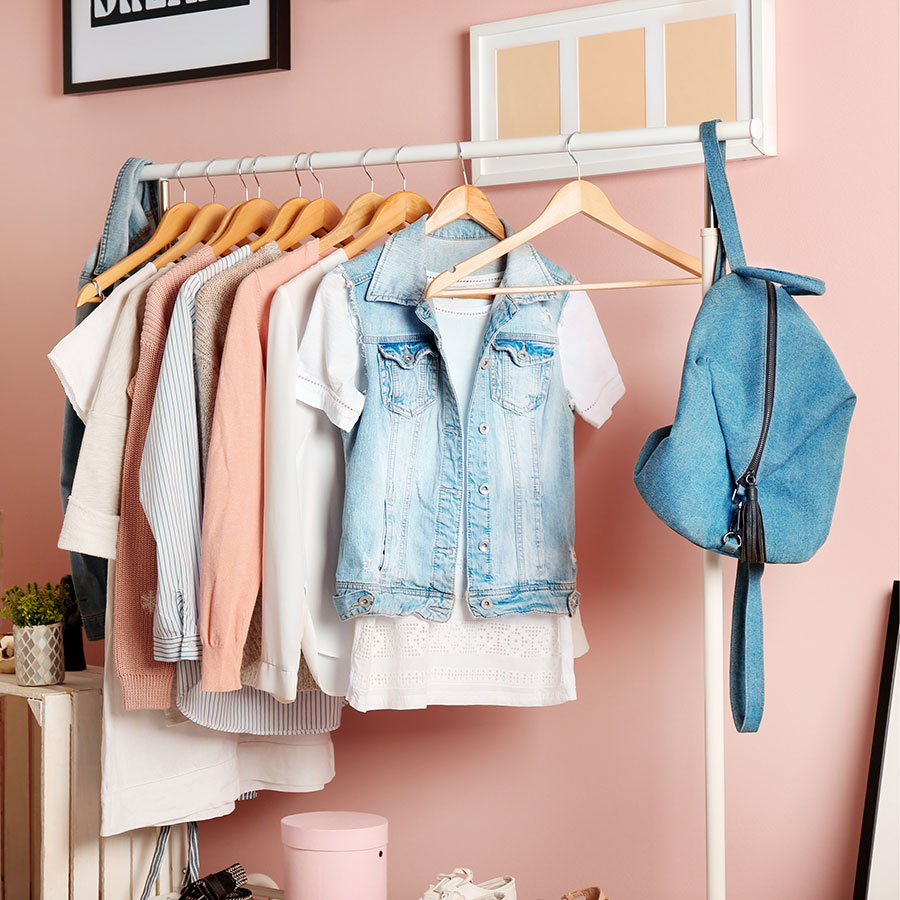 Best Clothes Rack • Reviews & Buying Guide