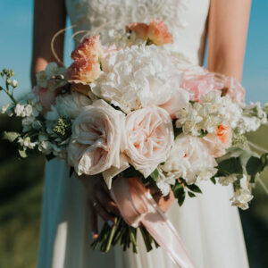 DIY Wedding Bouquet (Actually Easy To Make)