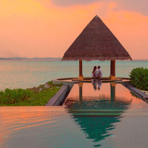 What is The Average Cost of a Honeymoon?