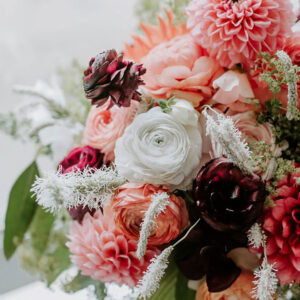 How To Make a Wedding Bouquet With Artificial Flowers