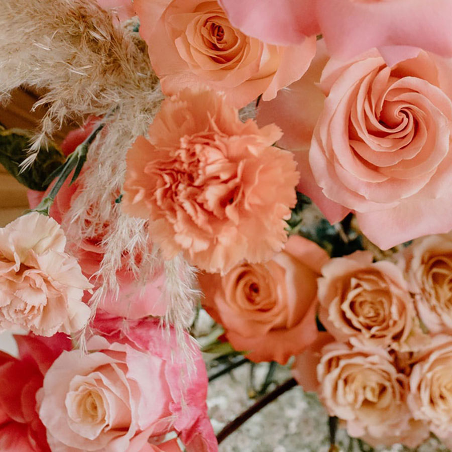 22 Best Flowers For a Beautiful June Wedding 22 Best Flowers For a Beautiful June Wedding