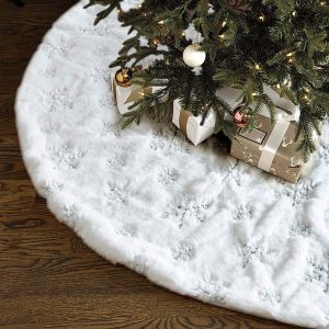 Large White Luxury Faux Fur Christmas Tree Skirt