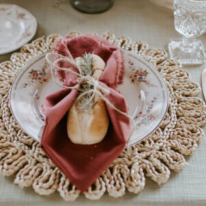 How Do You Plan a Wedding Menu?