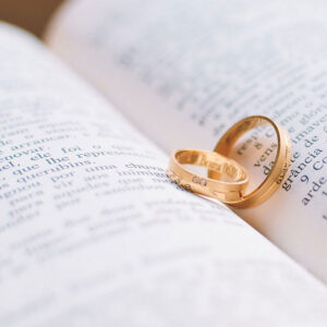 How Long Should Wedding Vows Be?