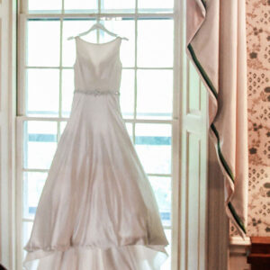 What To Do With Your Wedding Dress After Your Wedding?